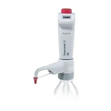 Karşılaştırma tablosunda BRAND Dispensette S Dijital Ayarlanabilir Hacimli Dispenser 4600320 | 0,2–2 mL ürününün genel görünüm görseli