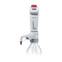 Karşılaştırma tablosunda BRAND Dispensette S Dijital Ayarlanabilir Hacimli Dispenser 4600330 | 0,5–5 mL ürününün genel görünüm görseli