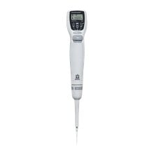 Karşılaştırma tablosunda BRAND Transferpette Electronic 705299 0,5–10 µL Elektronik Pipet ürününün genel görünüm görseli