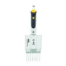 Karşılaştırma tablosunda BRAND Transferpette S-8 705908 10–100 µL Çok Kanallı Pipet ürününün genel görünüm görseli