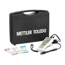 Karşılaştırma tablosunda METTLER TOLEDO FiveGo F2-Field-Kit Portatif pH Metre ürününün mettler f2 field kit set görünümü görseli