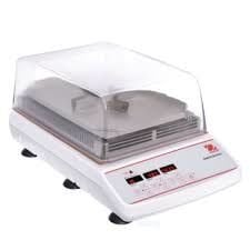 OHAUS İnkübasyonlu Termal Orbital Çalkalayıcı Dijital | Incubating (İnkübasyonlu)  3 mm / 100... 1200 Rpm / 4 Mikroplaka Veya 2 Mikro Tüp Rafı / Ortam Sıcaklığı +5... 65 °C