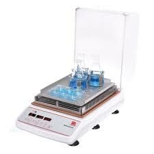 OHAUS İnkübasyonlu Termal Orbital Çalkalayıcı Dijital | Incubating (İnkübasyonlu)  3 mm / 100... 1200 Rpm / 3.6 kg / Ortam Sıcaklığı +5... 65 °C