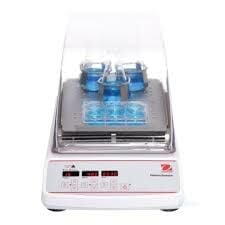 OHAUS İnkübasyonlu Termal Orbital Çalkalayıcı Dijital | Incubating (İnkübasyonlu)  3 mm / 100... 1200 Rpm / 3.6 kg / Ortam Sıcaklığı +5... 65 °C