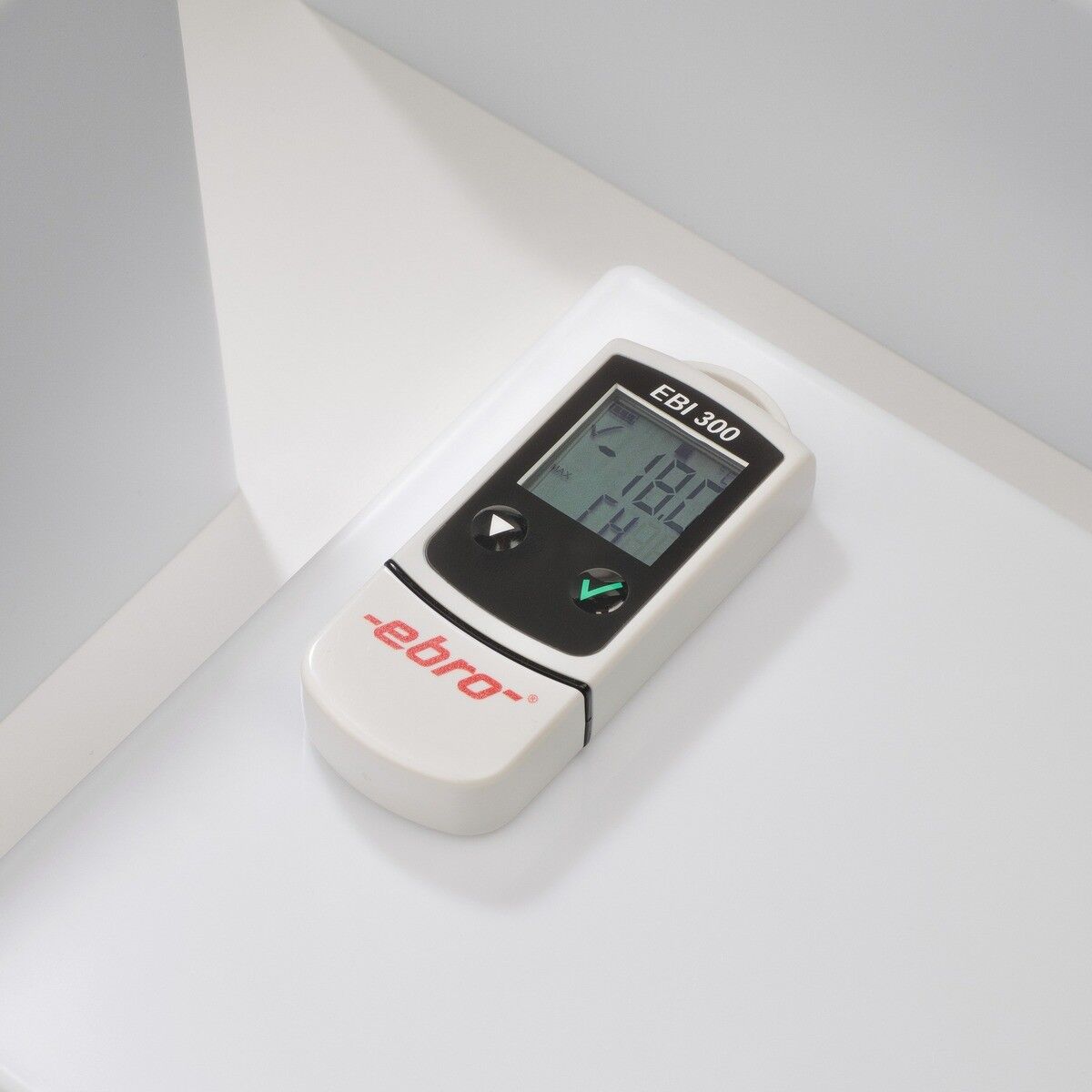 EBRO EBI 300 Veri Kaydedici | -30–70 °C | USB | Dahili Sensör